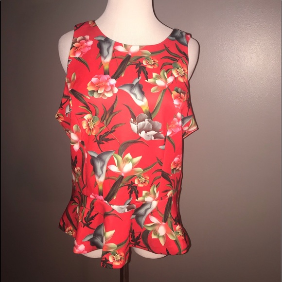 Alexia Admor Tops - NWT Alexia Admor sleeveless top